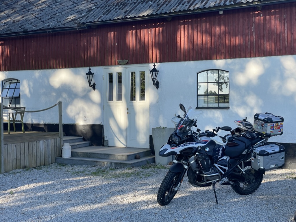 7B7BB11A-FD9E-47C4-A0EC-B2C381A8A98D_1_105_c