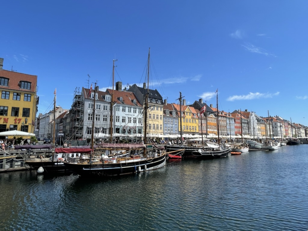 FE6605AB-E1DE-43C2-A462-A1E8388E42B2_1_105_c